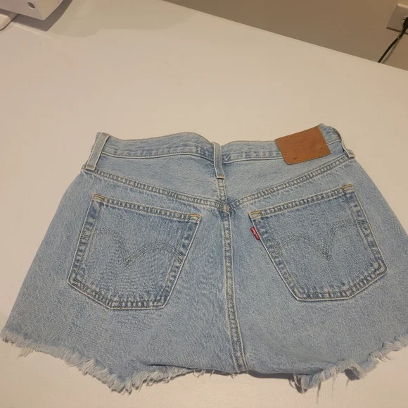 Levi's Denim Shorts -- Button Fly - Picture 2 of 5